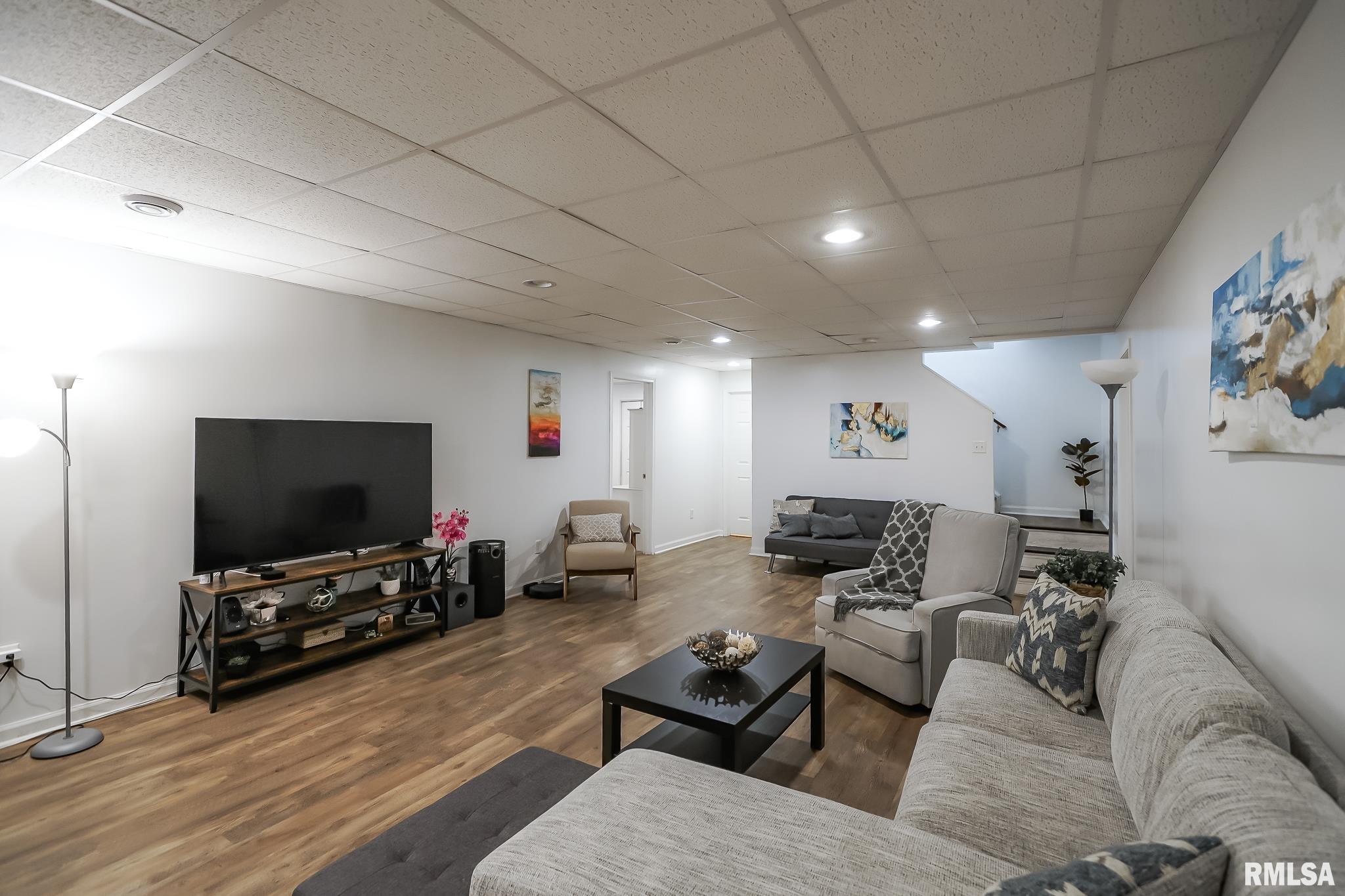 2205 West Geneva Road Peoria, IL 61615 - Photo 75 of 96 Gallery Image 75
