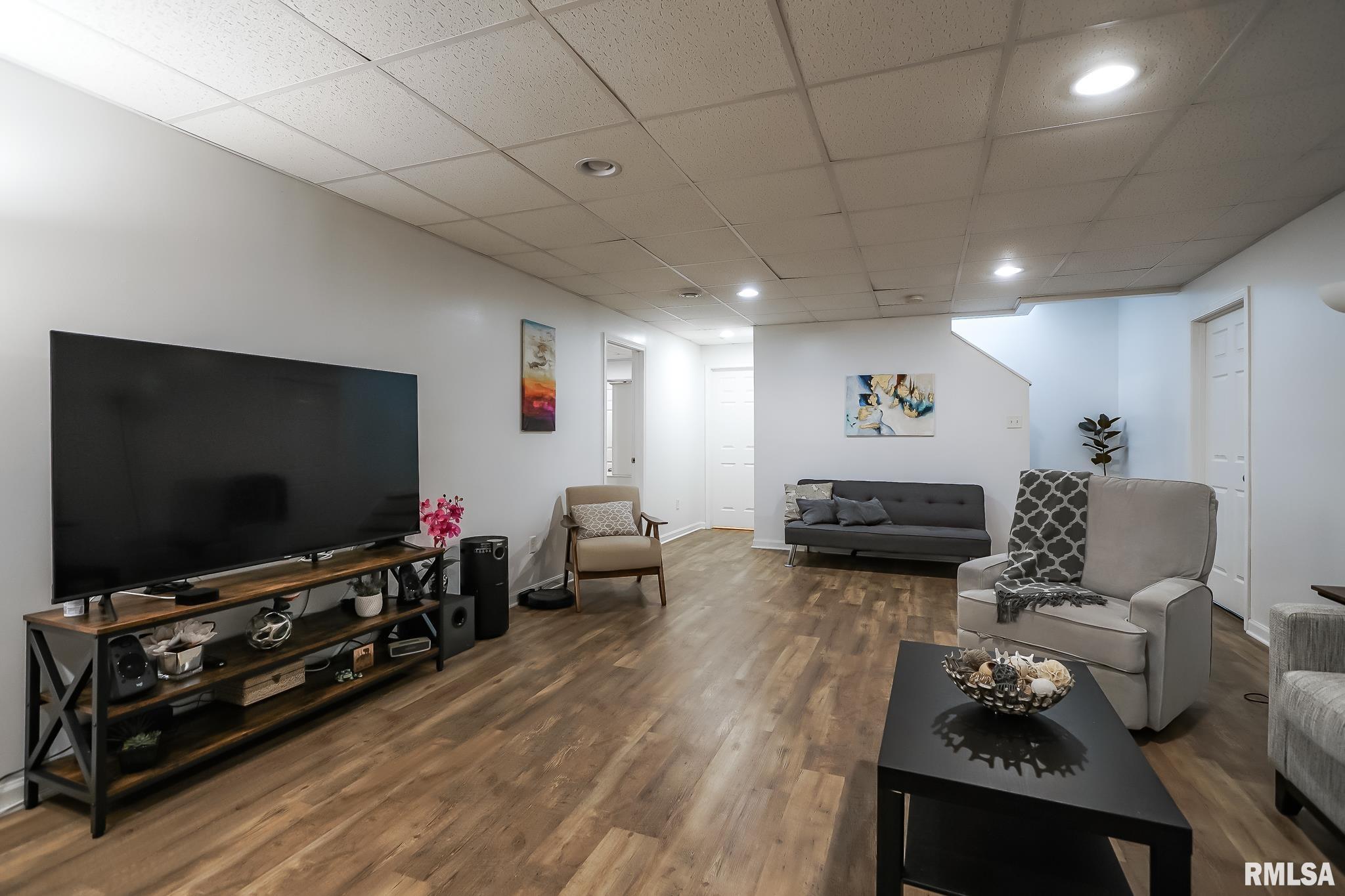 2205 West Geneva Road Peoria, IL 61615 - Photo 77 of 96 Gallery Image 77