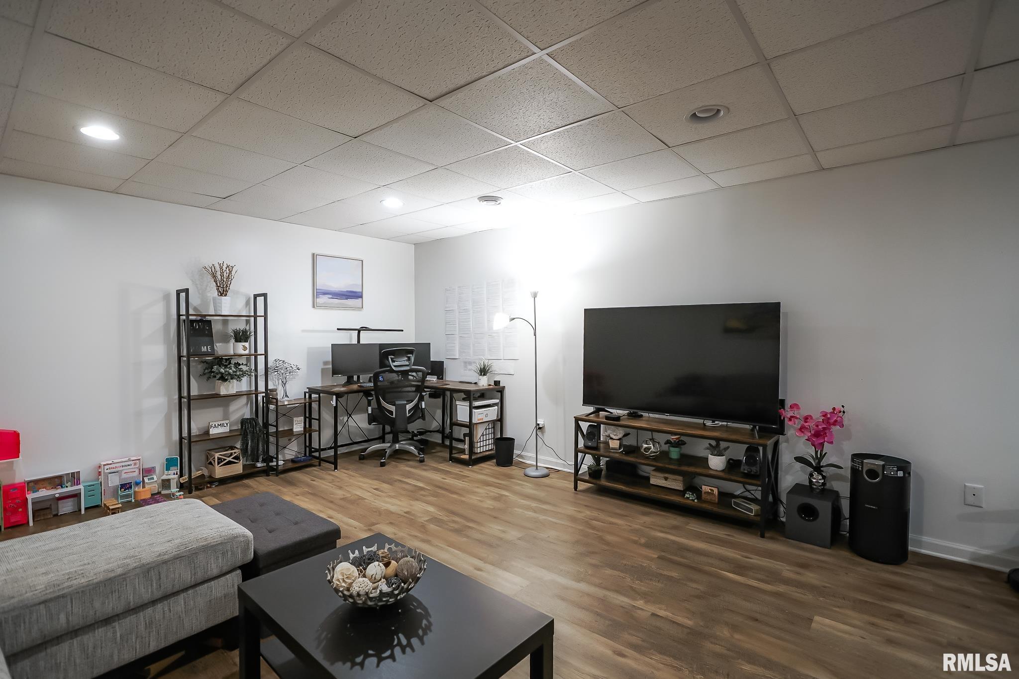 2205 West Geneva Road Peoria, IL 61615 - Photo 78 of 96 Gallery Image 78