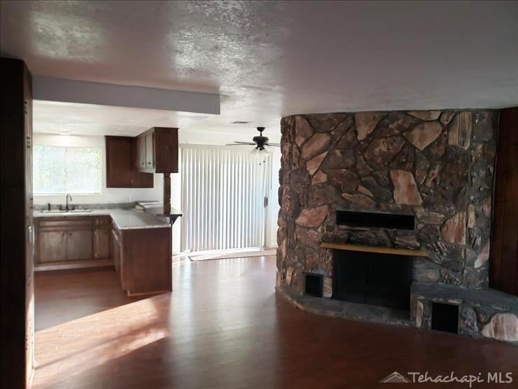 20701 Jeffery Road Tehachapi, CA 93561 - Photo 4 of 31 Gallery Image 4