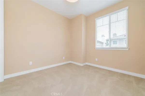 $4,300 | 1351 South Magnolia Avenue, Monrovia, CA 91016