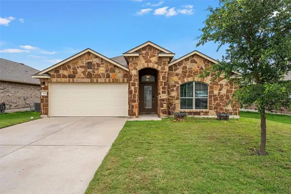 $259,900 | 3200 Skinner Drive, Lorena, TX 76655