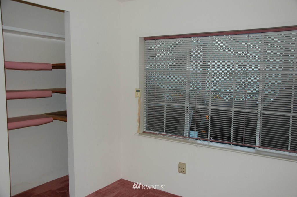 12605 Northeast 199th Street Bothell, WA 98011 - Photo 15 of 17 Gallery Image 15