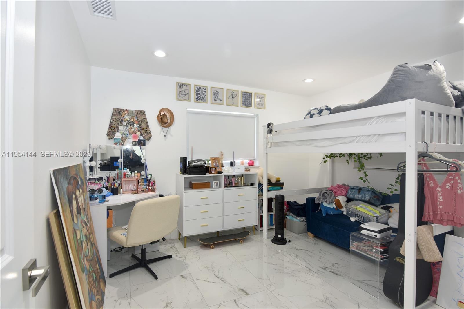 19651 Southwest 168th Street Miami, FL 33187 - Photo 23 of 29