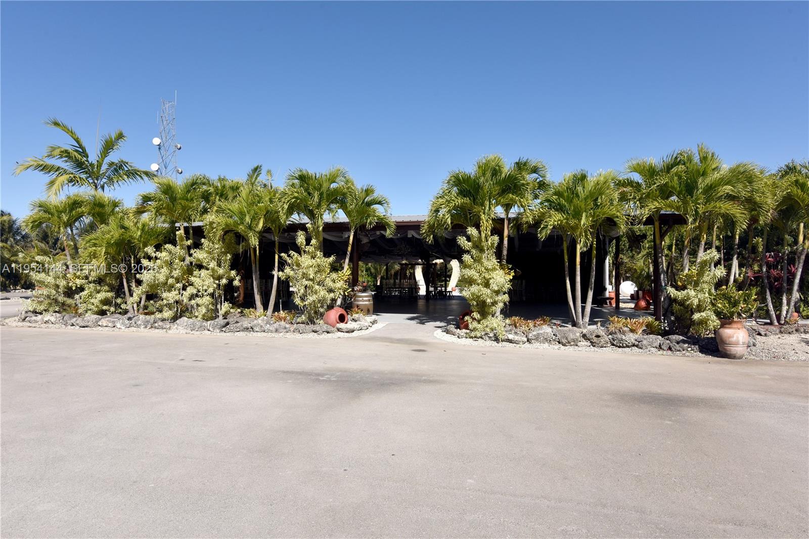 19651 Southwest 168th Street Miami, FL 33187 - Photo 5 of 29