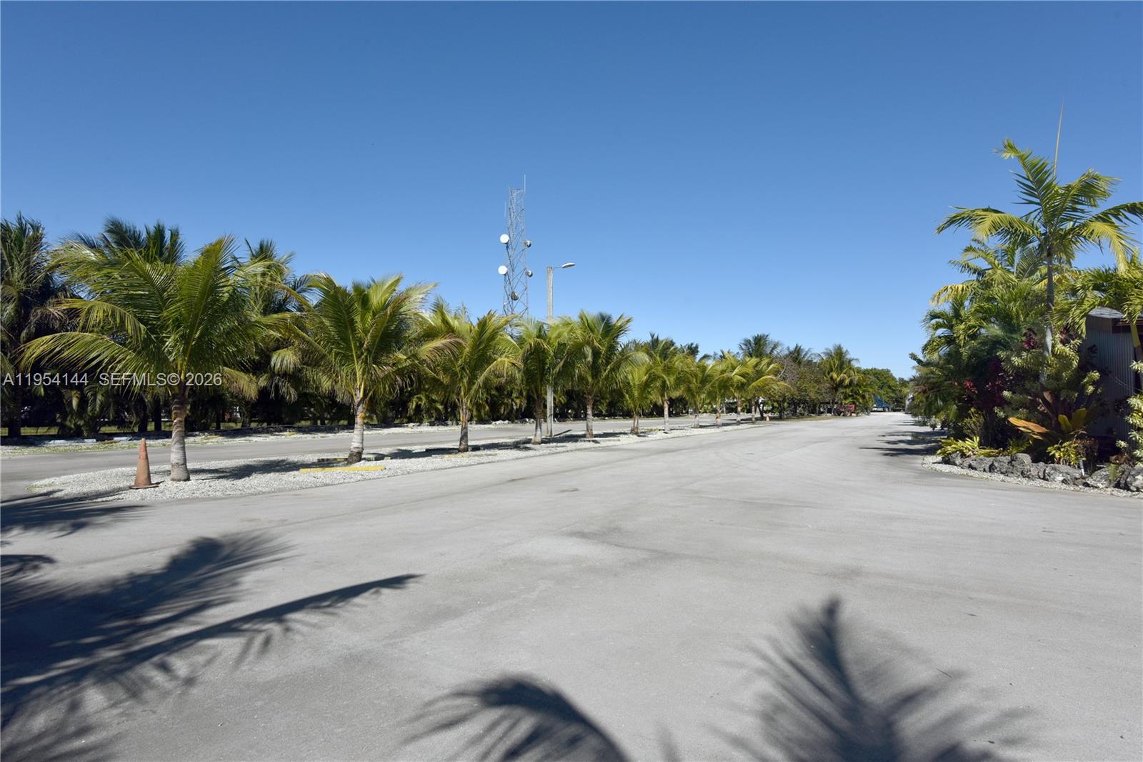 19651 Southwest 168th Street Miami, FL 33187 - Photo 10 of 29