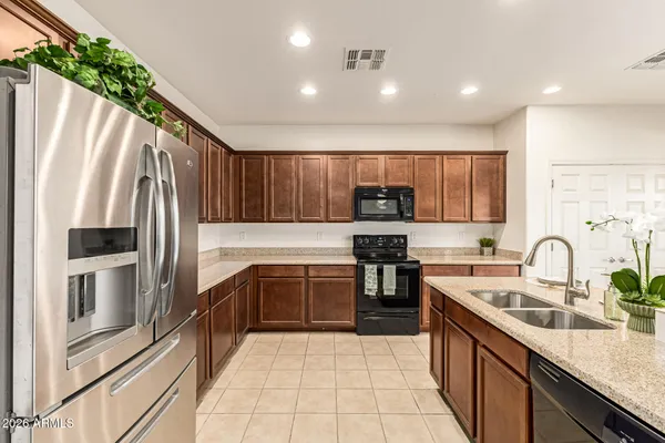 $699,500 | 2874 East Isaiah Avenue, Gilbert, AZ 85298
