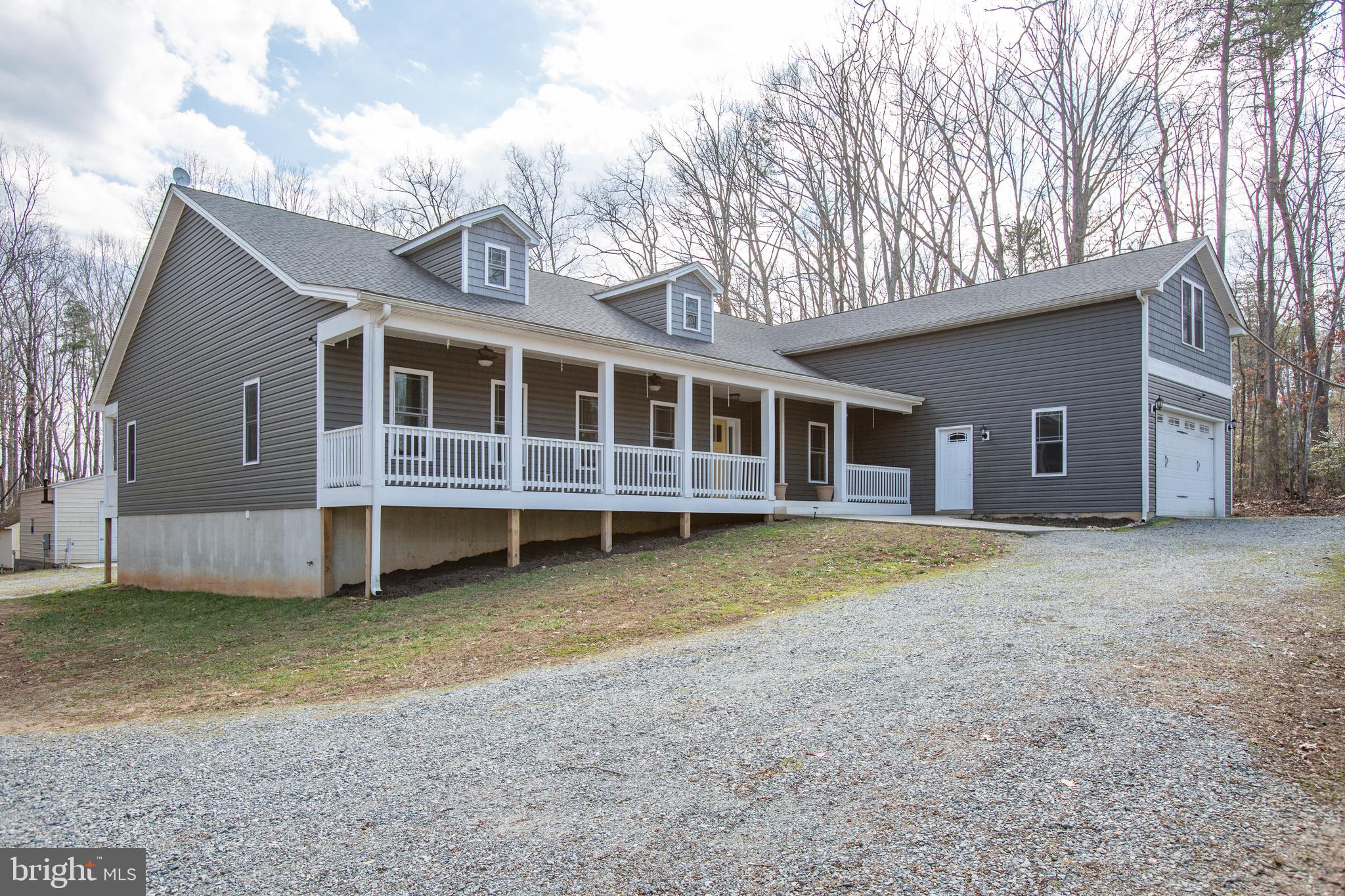 501 Douglas Road Mineral, VA 23117 - Photo 8 of 114 Driveway View