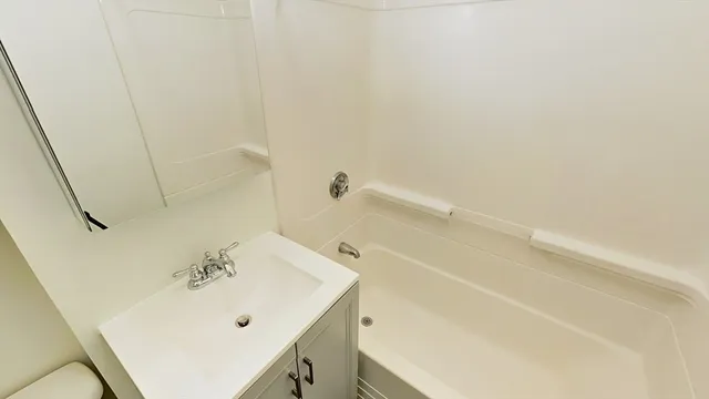 $6,800 | 616 Columbus Avenue, Unit 6, Boston, MA 02118