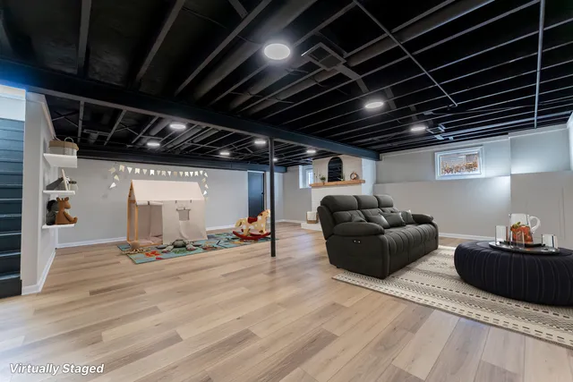 $550,000 | 27-w073 Jewell Road, Winfield, IL 60190