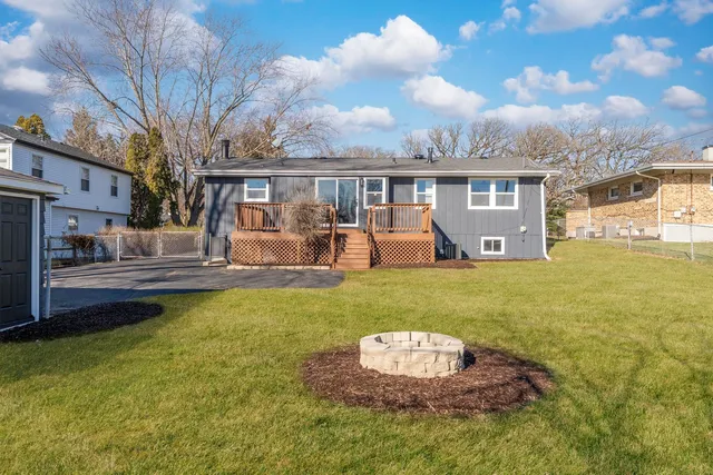 $550,000 | 27-w073 Jewell Road, Winfield, IL 60190