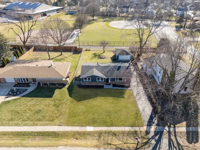 $550,000 | 27-w073 Jewell Road, Winfield, IL 60190