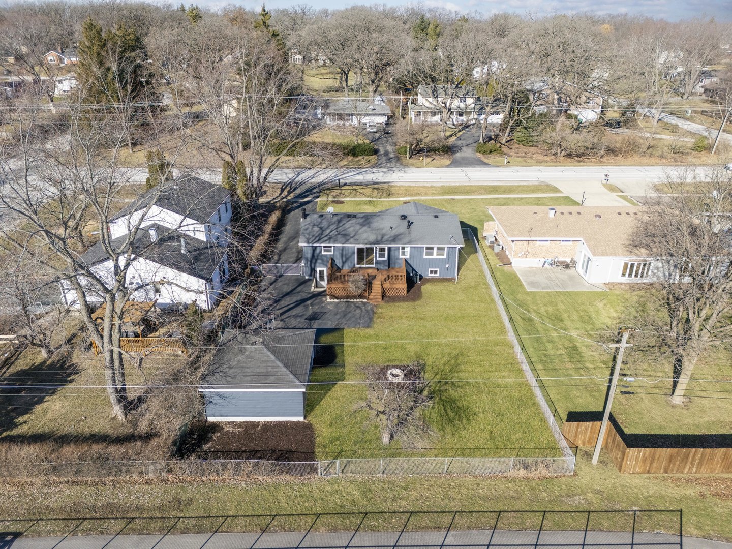 27-w073 Jewell Road Winfield, IL 60190 - Photo 29 of 34 a view of a swimming pool with a patio