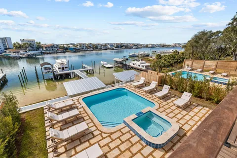 $4,999,000 | 712 Harbor Boulevard, Destin, FL 32541