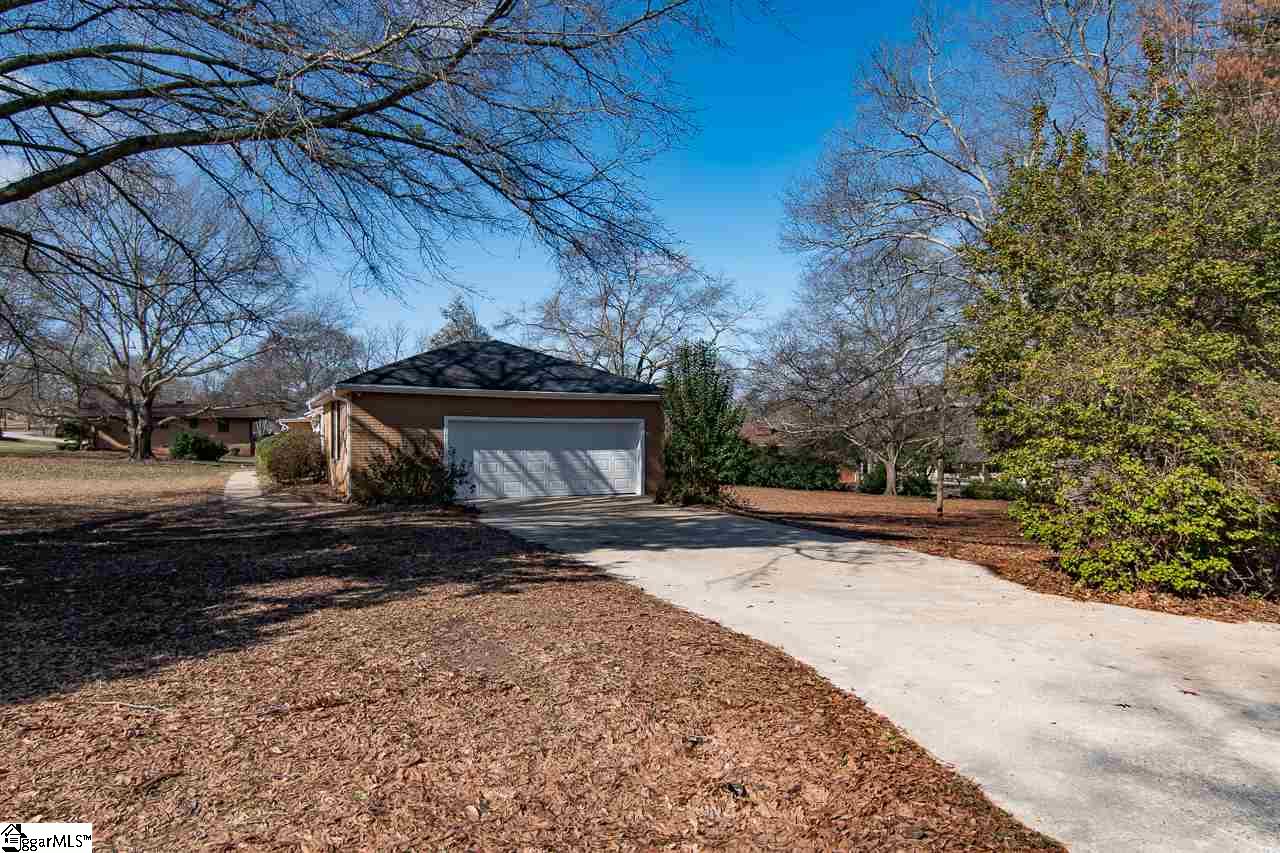 609 Jacobs Road Greenville, SC 29605 - Photo 29 of 32 Gallery Image 29