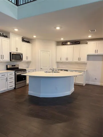 $3,095 | 6033 Dandelion Drive, Little Elm, TX 76227