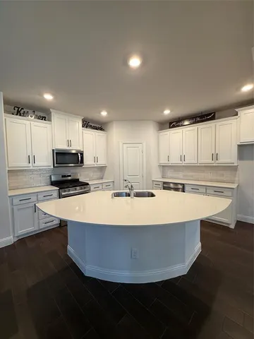 $3,095 | 6033 Dandelion Drive, Little Elm, TX 76227