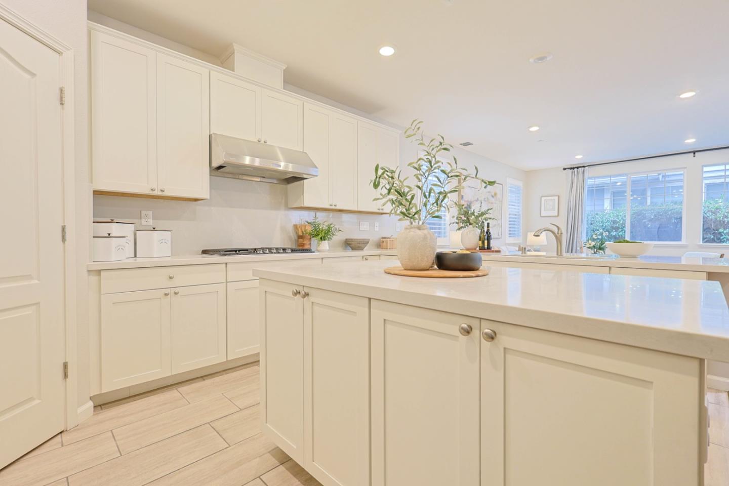 5331 Cowboy Court Fremont, CA 94555 - Photo 6 of 32