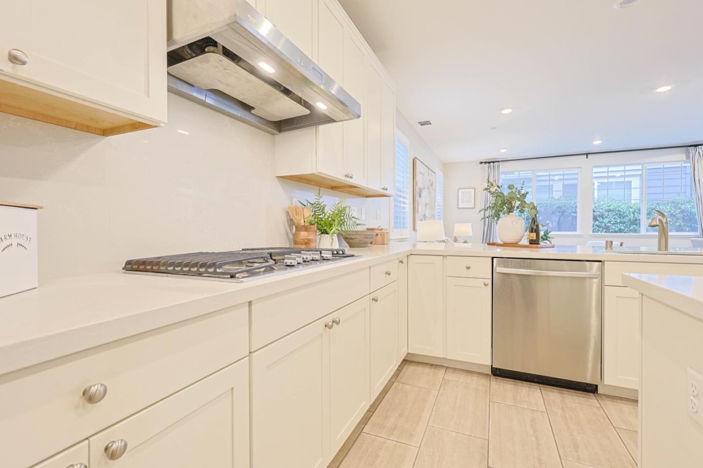 5331 Cowboy Court Fremont, CA 94555 - Photo 9 of 32