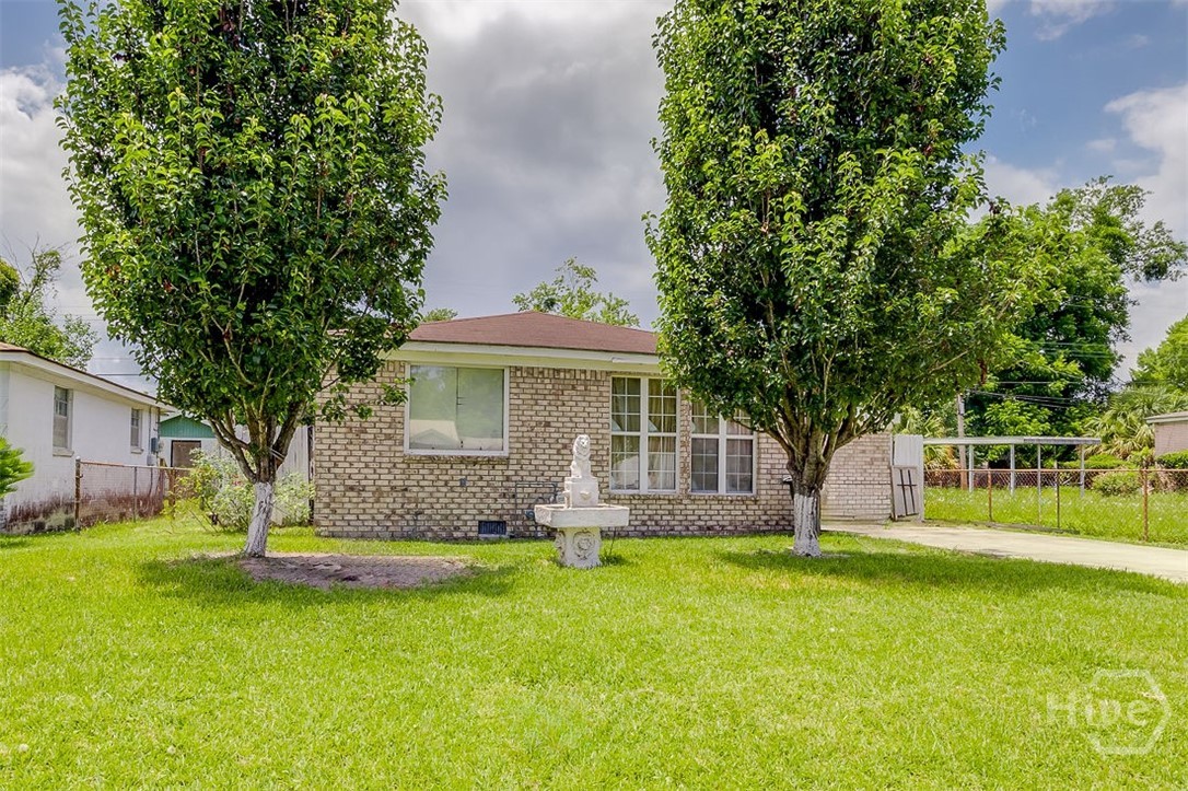 915 Porter Street Savannah, GA 31415 - Photo 2 of 26