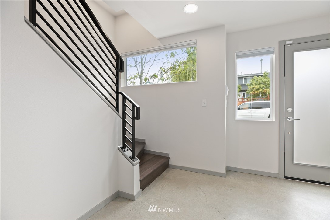 5005 Renton Avenue South, Unit F Seattle, WA 98118 - Photo 14 of 28 Gallery Image 14