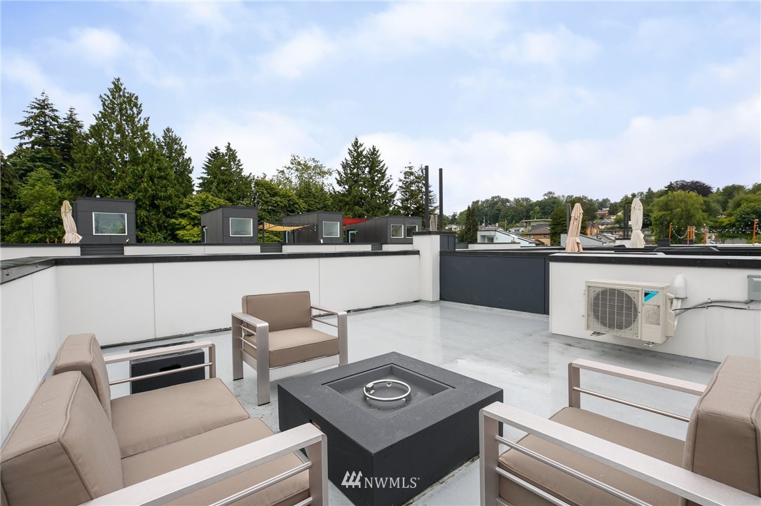 5005 Renton Avenue South, Unit F Seattle, WA 98118 - Photo 23 of 28 Gallery Image 23