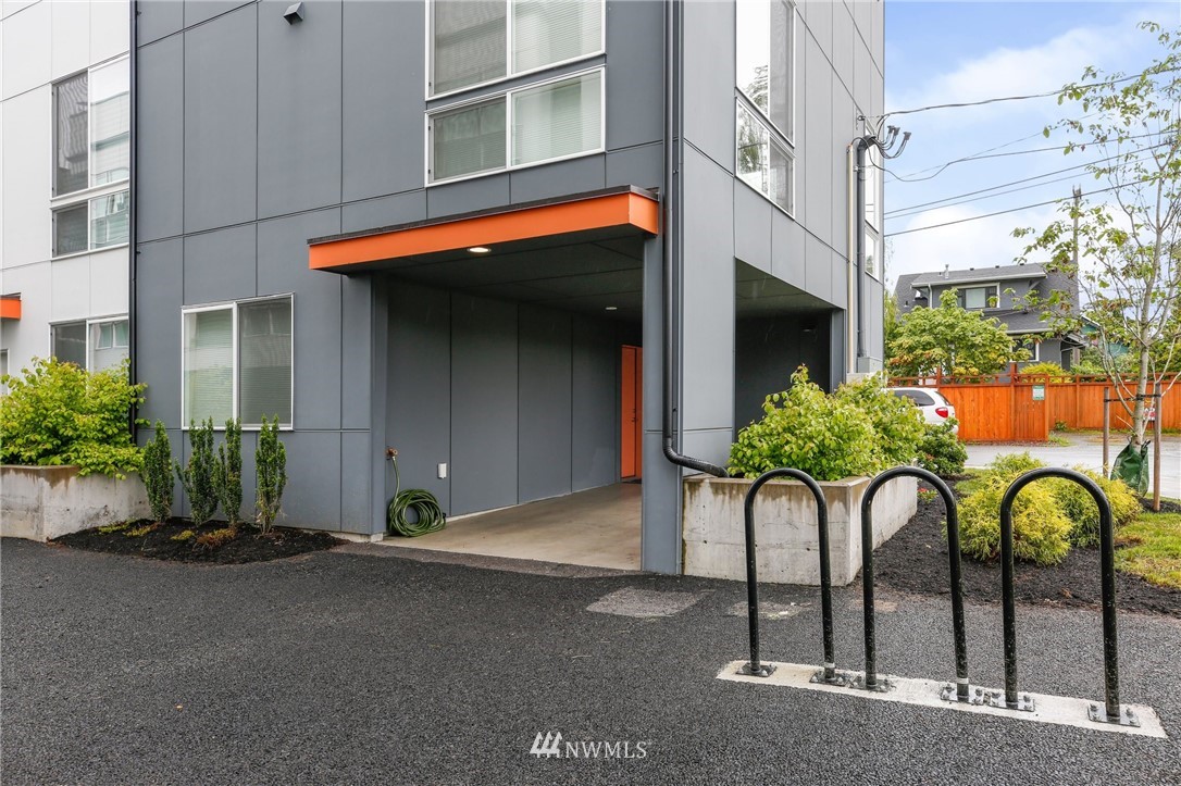 5005 Renton Avenue South, Unit F Seattle, WA 98118 - Photo 26 of 28 Gallery Image 26