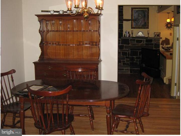 2530 Martin Road Willow Grove, PA 19090 - Photo 7 of 21 Gallery Image 7