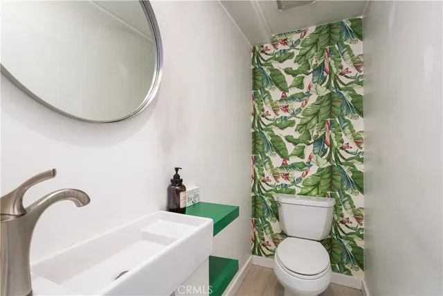 $2,295,000 | 1944 Flamingo Drive, Costa Mesa, CA 92626