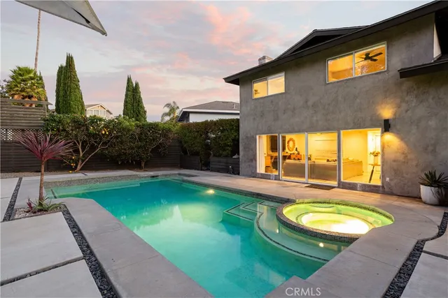 $2,295,000 | 1944 Flamingo Drive, Costa Mesa, CA 92626