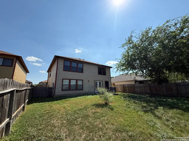$1,975 | 9123 Centro Grande, San Antonio, TX 78245