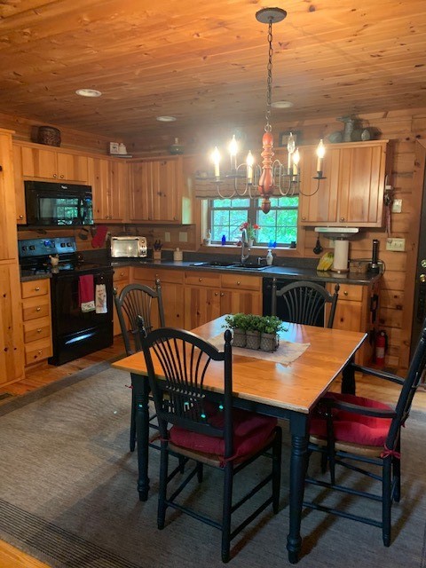 129 Player Lane Westminster, SC 29693 - Photo 5 of 39