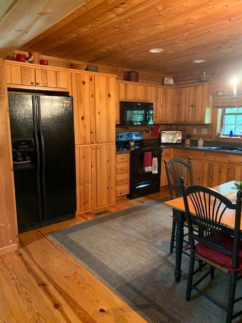 129 Player Lane Westminster, SC 29693 - Photo 8 of 39