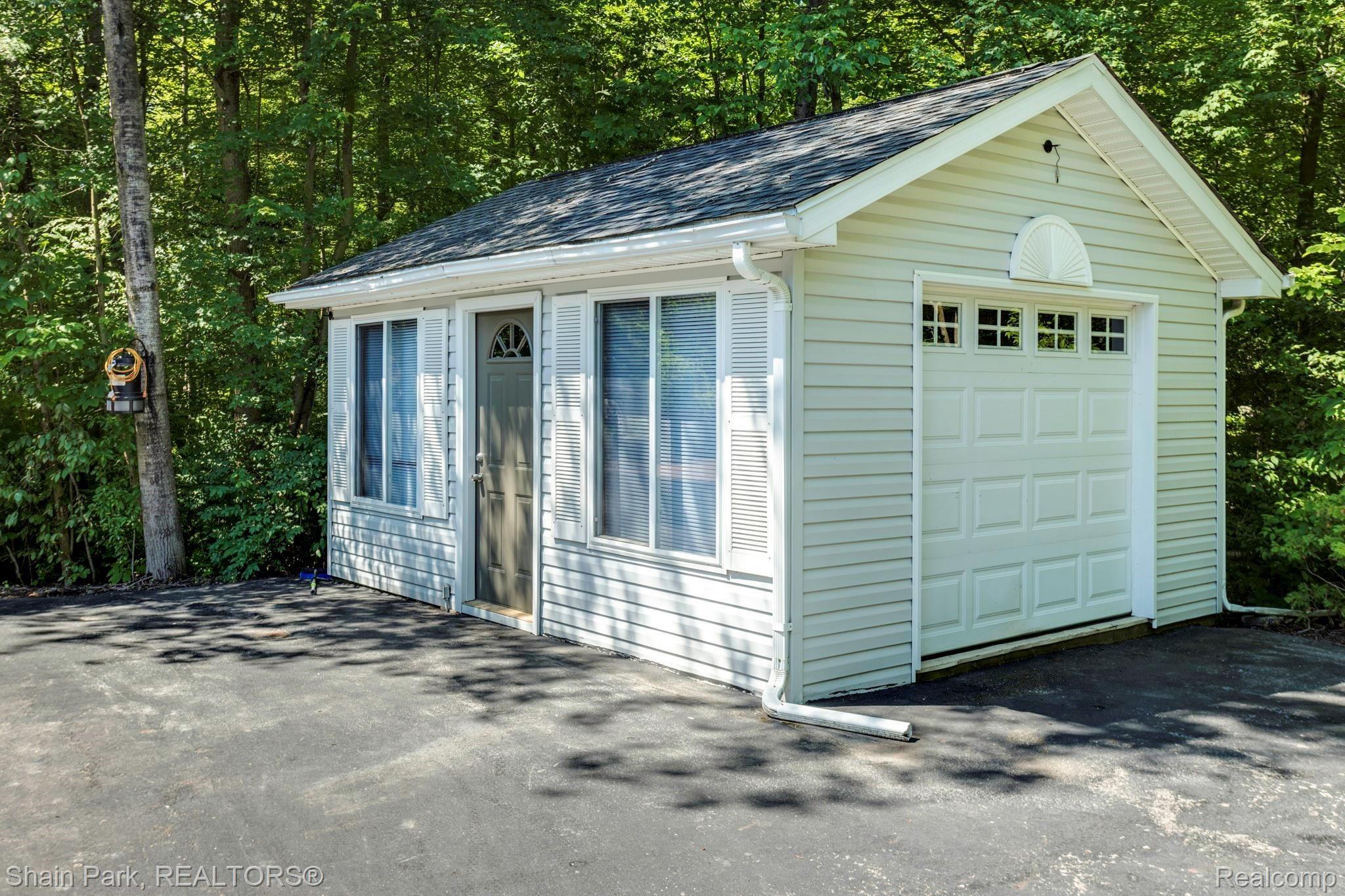 9033 Brandon Road Avoca, MI 48006 - Photo 44 of 84 Second Garage Building/Workshop