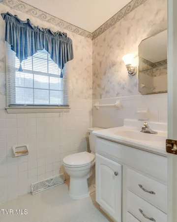 $1,300,000 | 2517 Sinking Creek Road, Johnson City, TN 37604