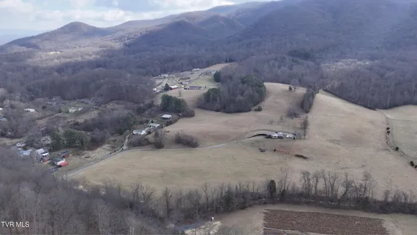 $1,300,000 | 2517 Sinking Creek Road, Johnson City, TN 37604