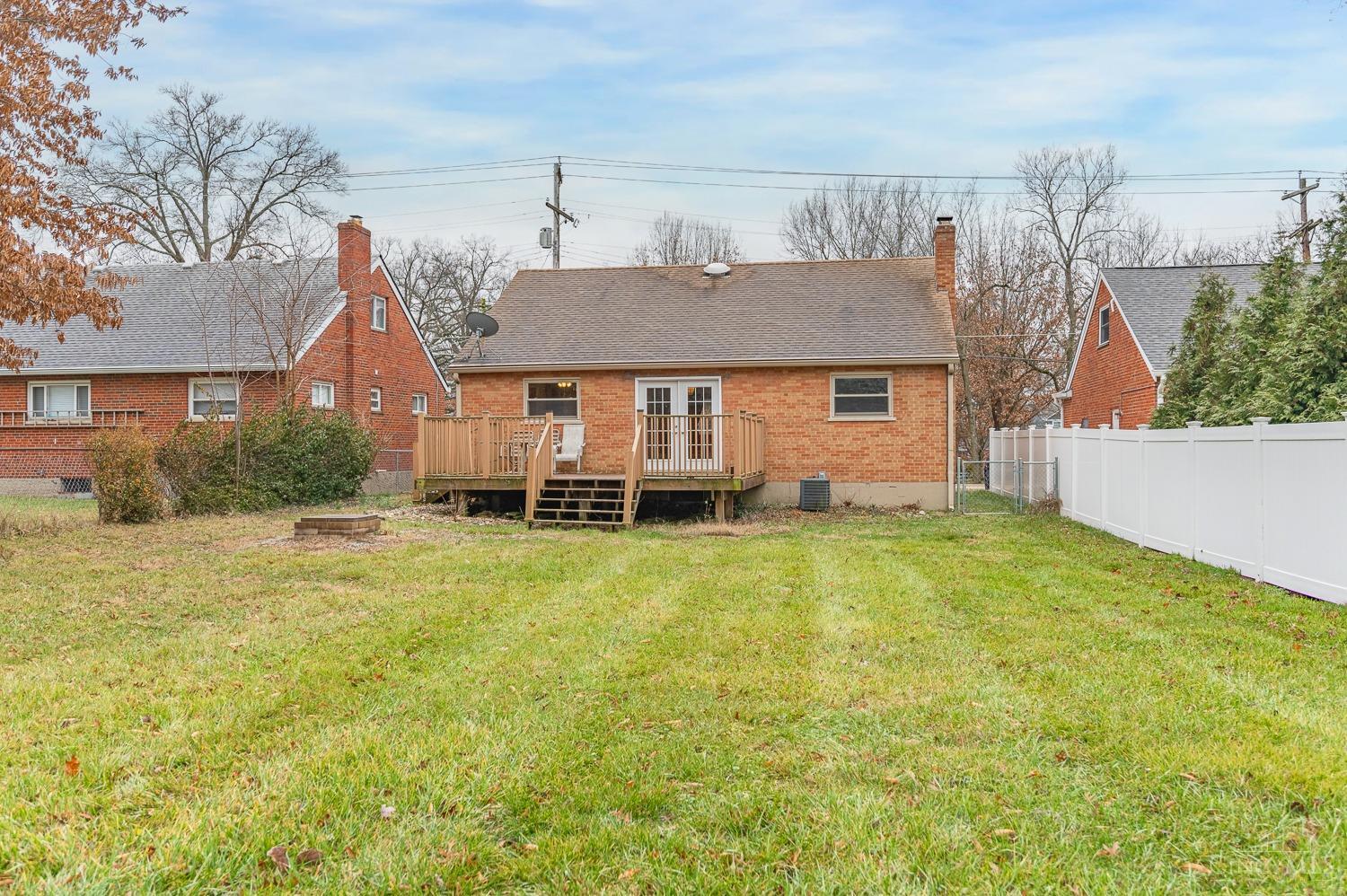 4572 Hunt Road Blue Ash, OH 45242 - Photo 32 of 35