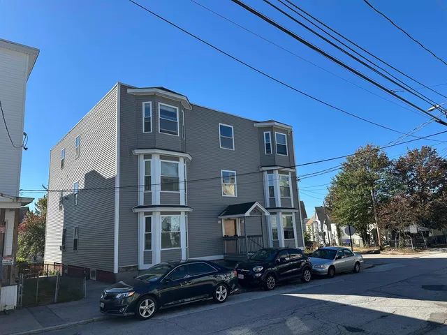 $2,000 | 323 Concord Street, Unit C, Manchester, NH 03104