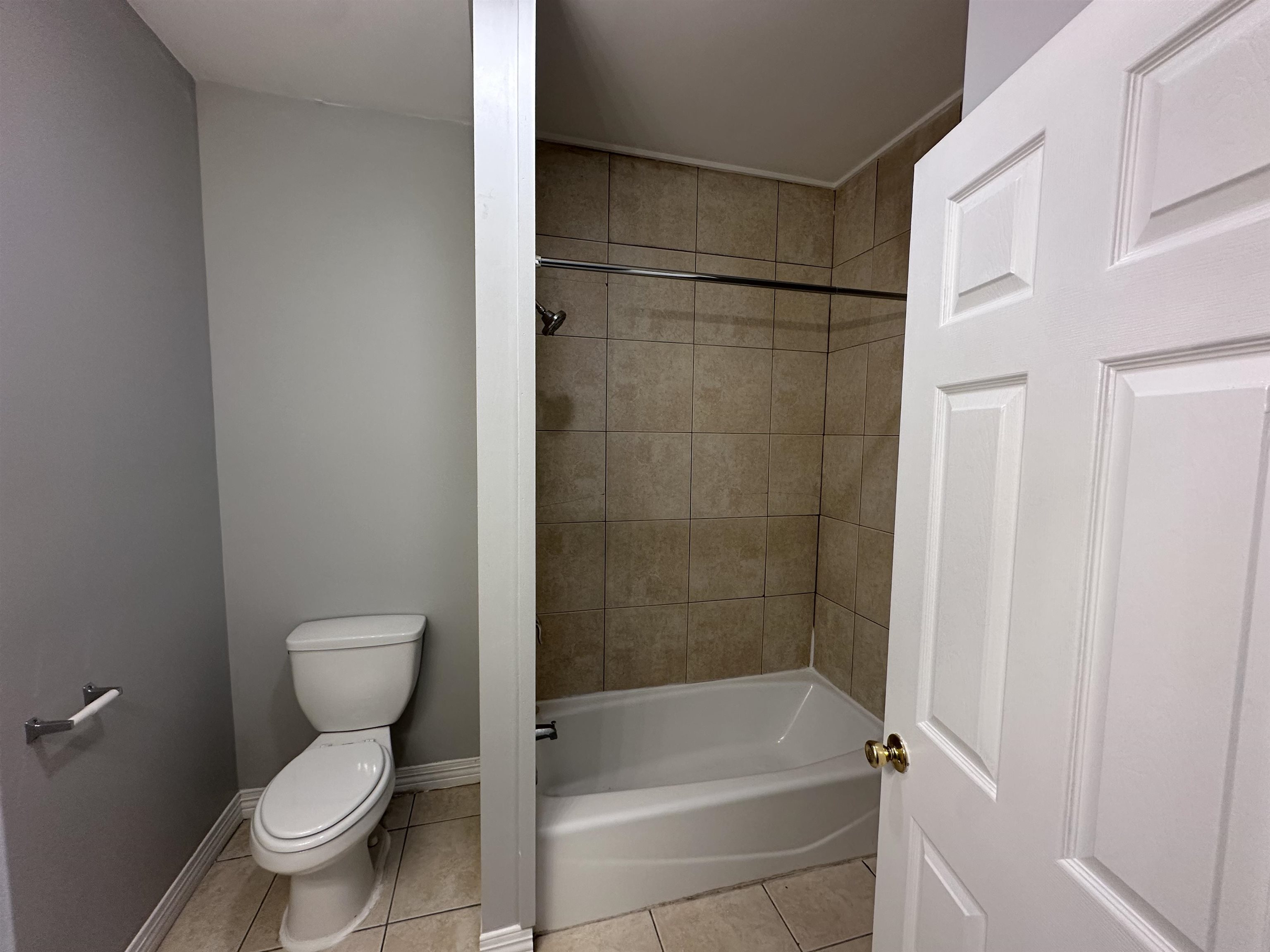 323 Concord Street, Unit C Manchester, NH 03104 - Photo 7 of 22