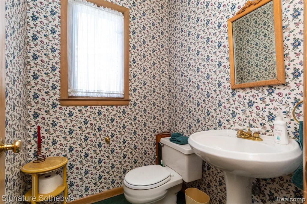 3797 Wakefield Road Berkley, MI 48072 - Photo 17 of 37
