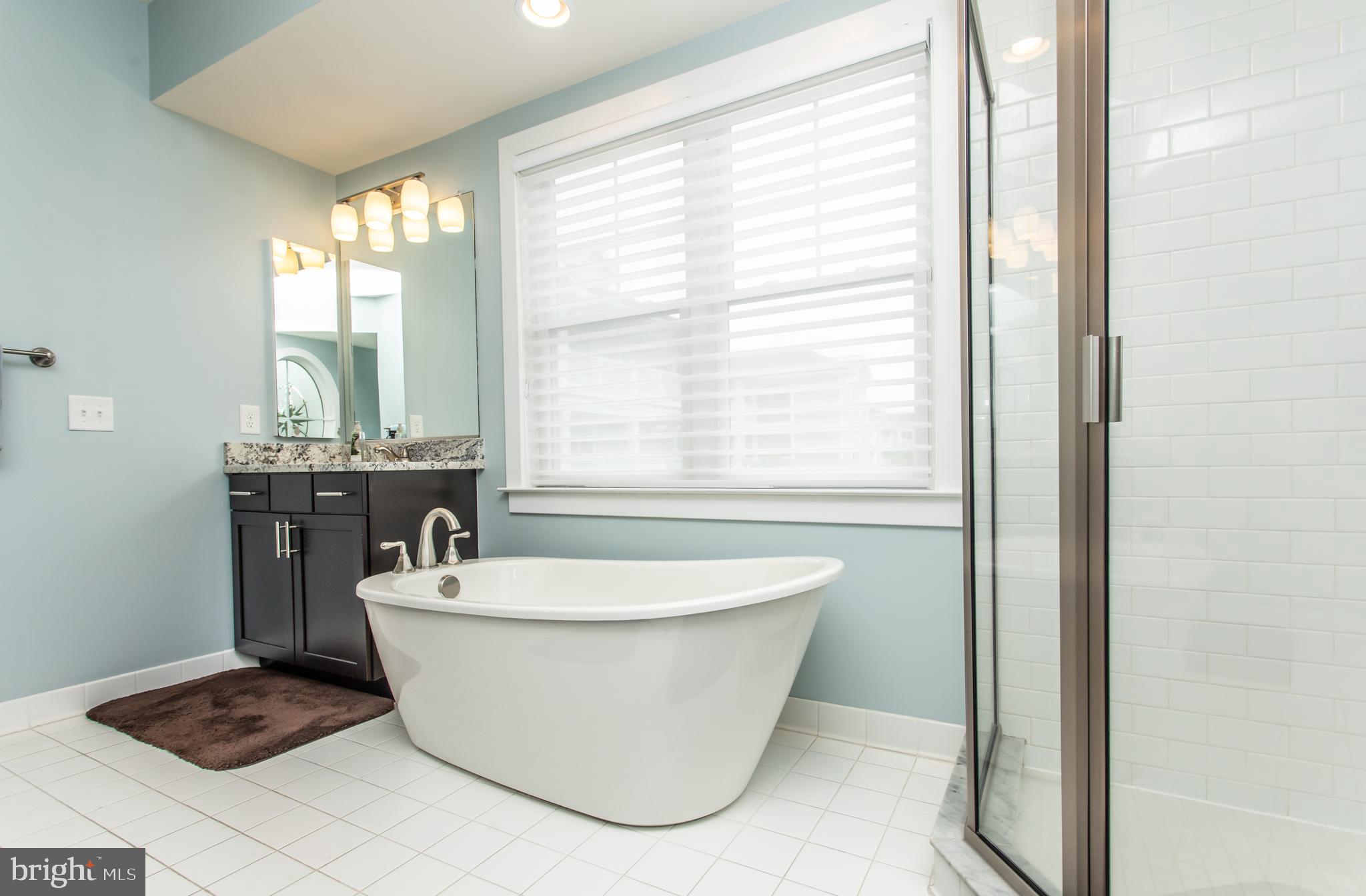 37292 Lighthouse Road, Unit 205 Selbyville, DE 19975 - Photo 34 of 62 Soaking Tub