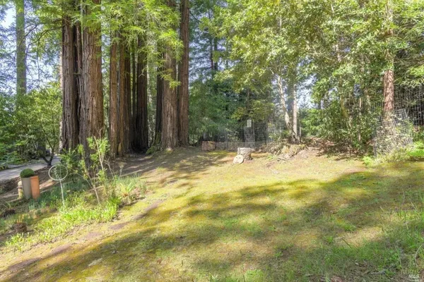 $729,000 | 46800 Ocean View Drive, Gualala, CA 95445