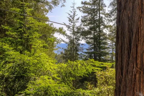 $729,000 | 46800 Ocean View Drive, Gualala, CA 95445