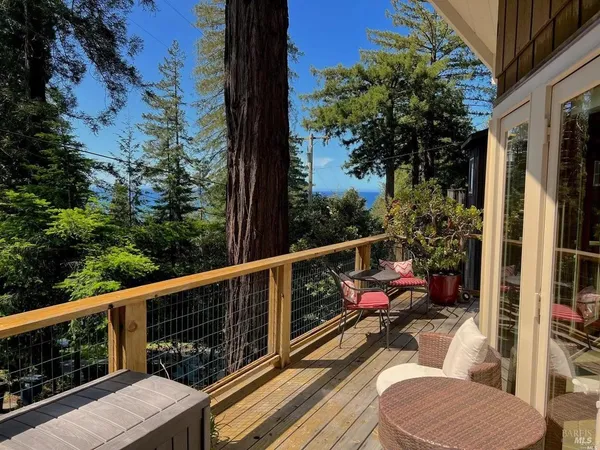$729,000 | 46800 Ocean View Drive, Gualala, CA 95445