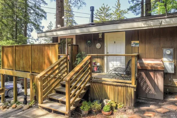 $729,000 | 46800 Ocean View Drive, Gualala, CA 95445