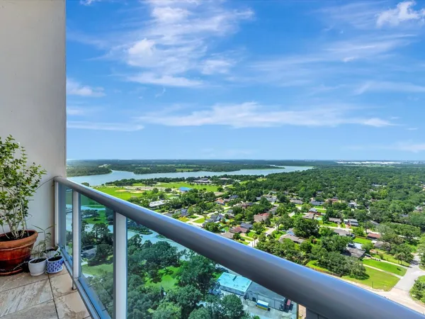$699,000 | 4821 East NASA Parkway, Unit 23W, Seabrook, TX 77586