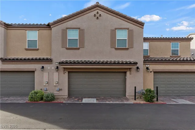 $2,100 | 479 Filaree Place, Henderson, NV 89015
