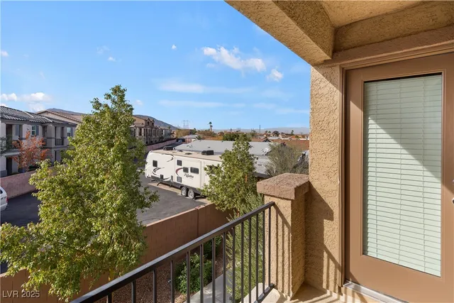 $2,100 | 479 Filaree Place, Henderson, NV 89015