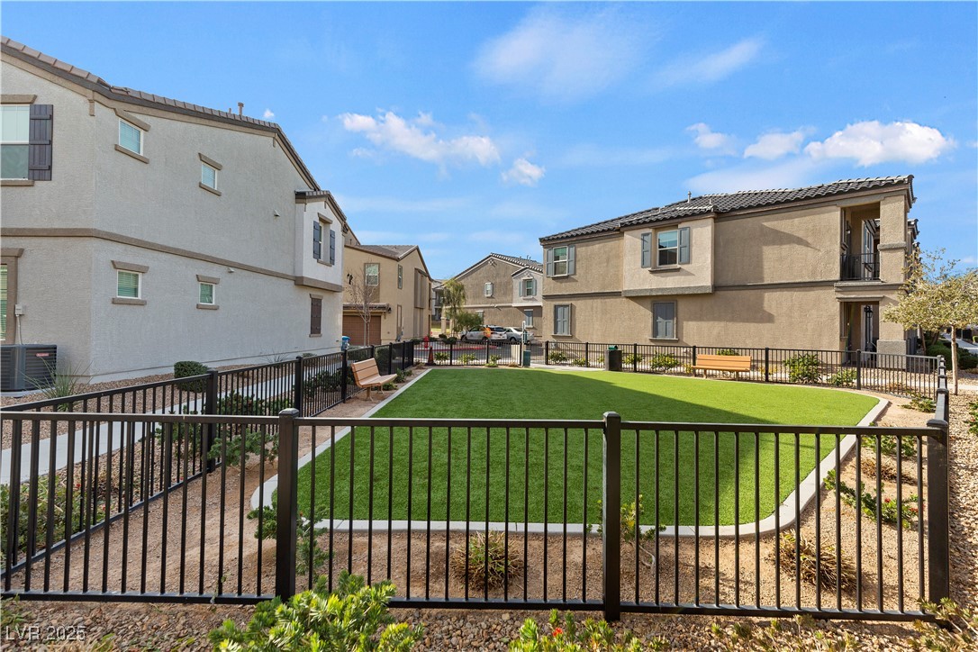 479 Filaree Place Henderson, NV 89015 - Photo 32 of 35