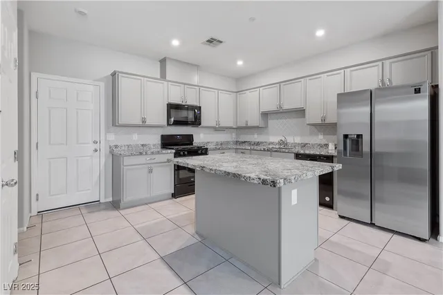$2,100 | 479 Filaree Place, Henderson, NV 89015